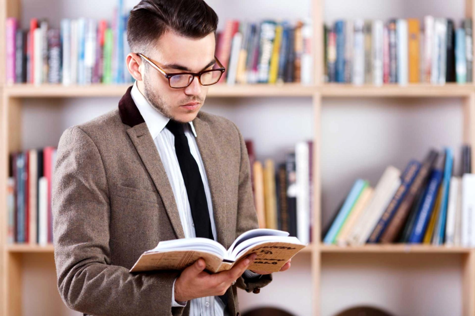 Borsa analiz ekranı ve katılımcılar